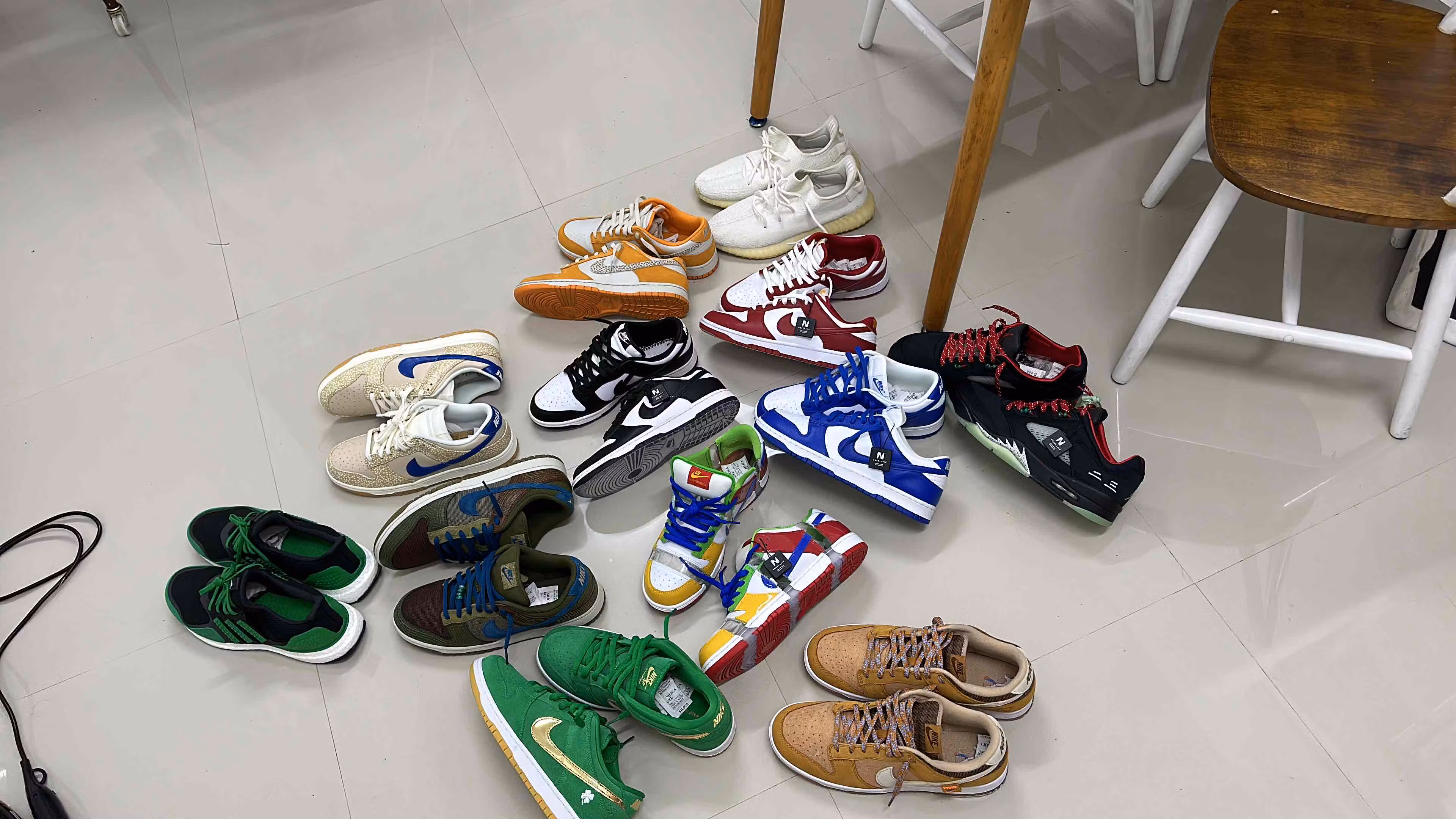 Nike Dunk Low Retro SP 'Kentucky' CU1726-100 Nike Dunk Low Retro SP 'Kentucky' CU1726-100